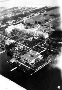 Overhead view of the Royal Poinciana Hotel as built in Palm Beach. The shack that you see in the bottom of the photo is Whitehall. This was Flagler's residence, which after his death was converted to a Hotel of the same name. Currently it stands as the Flagler Museum. Just above the top corner of the hotel, is the siding where private rail cars where brought across Lake Worth and pulled in behind the hotel for off loading before being stored back on the main land.